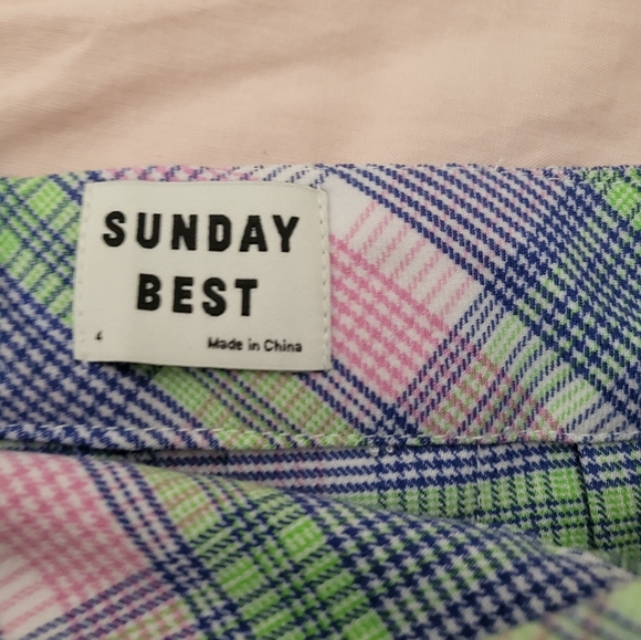 Aritzia Sunday Best Olive Micro Pleated Skirt - Picture 2 of 3